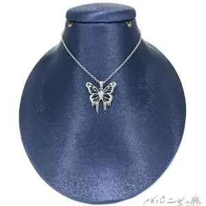 گردنبند طرح پروانه