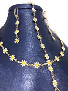 سرویس بابونه (گردنبند، دستبند، گوشواره)