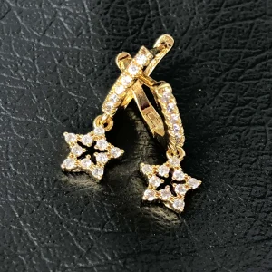 گوشواره طرح ستاره تو خالی نگین دار
