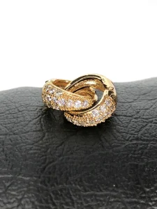 گوشواره حلقه ای نگین دار