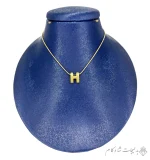 گردنبند مینیمال طرح حرف H